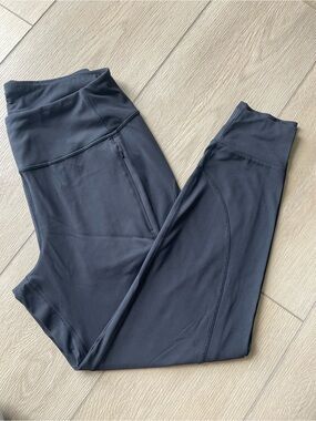 Black Athleta Distance Jogger - Small